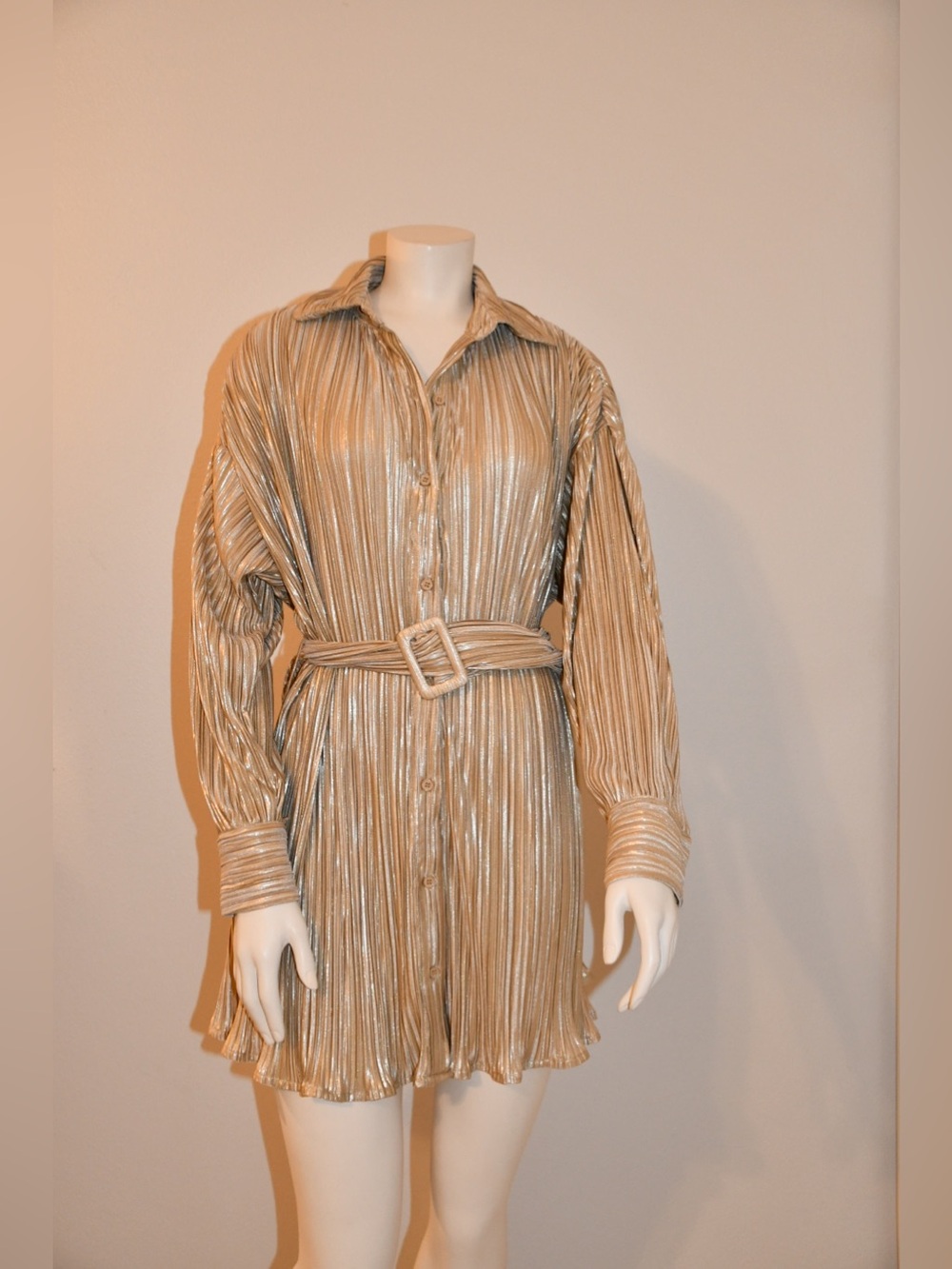 Le Lis Metallic Beige gold Pleated Long Sleeve Shirt Dress with Belt